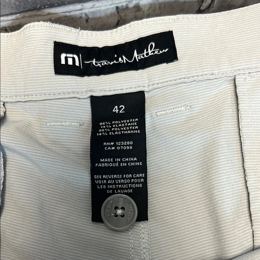 Travis‎ Mathew shorts